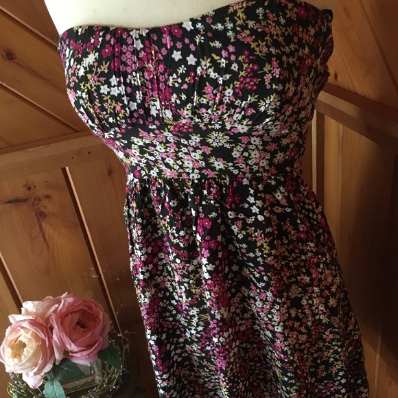 Strapless Floral Dress - Picture 2 of 4